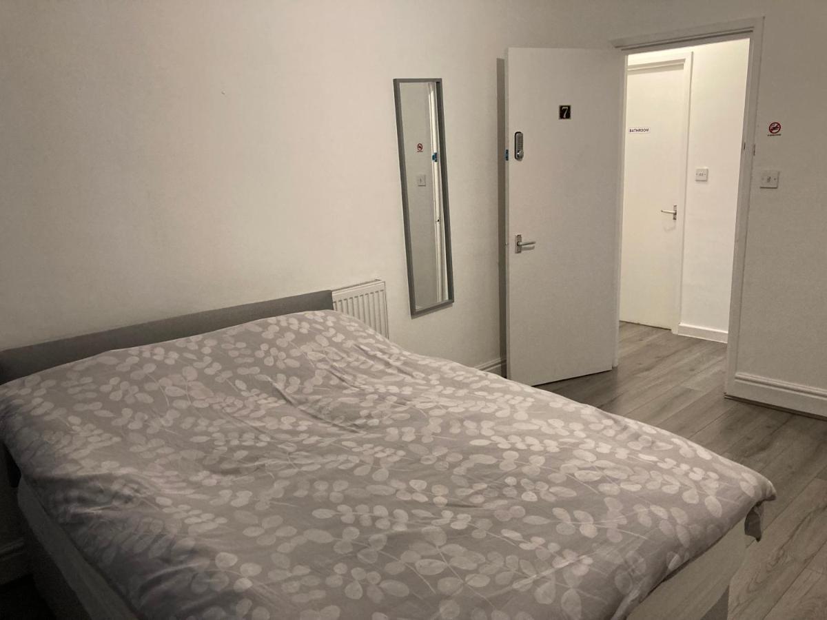Chosen Rocky Lane Private Rooms Liverpool Buitenkant foto