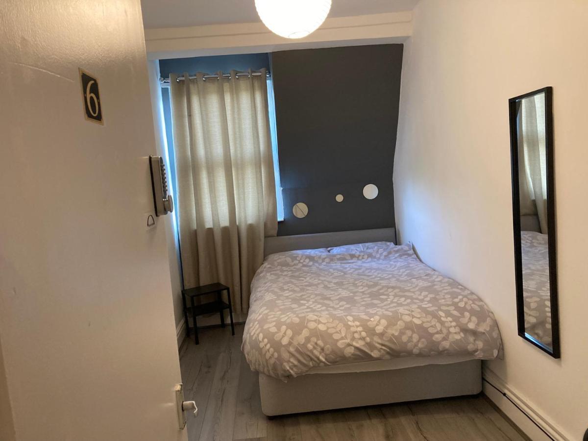 Chosen Rocky Lane Private Rooms Liverpool Buitenkant foto
